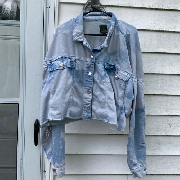 wild fable Jackets & Blazers - Wild Fable XL Bleached Cutoff Jean Jacket